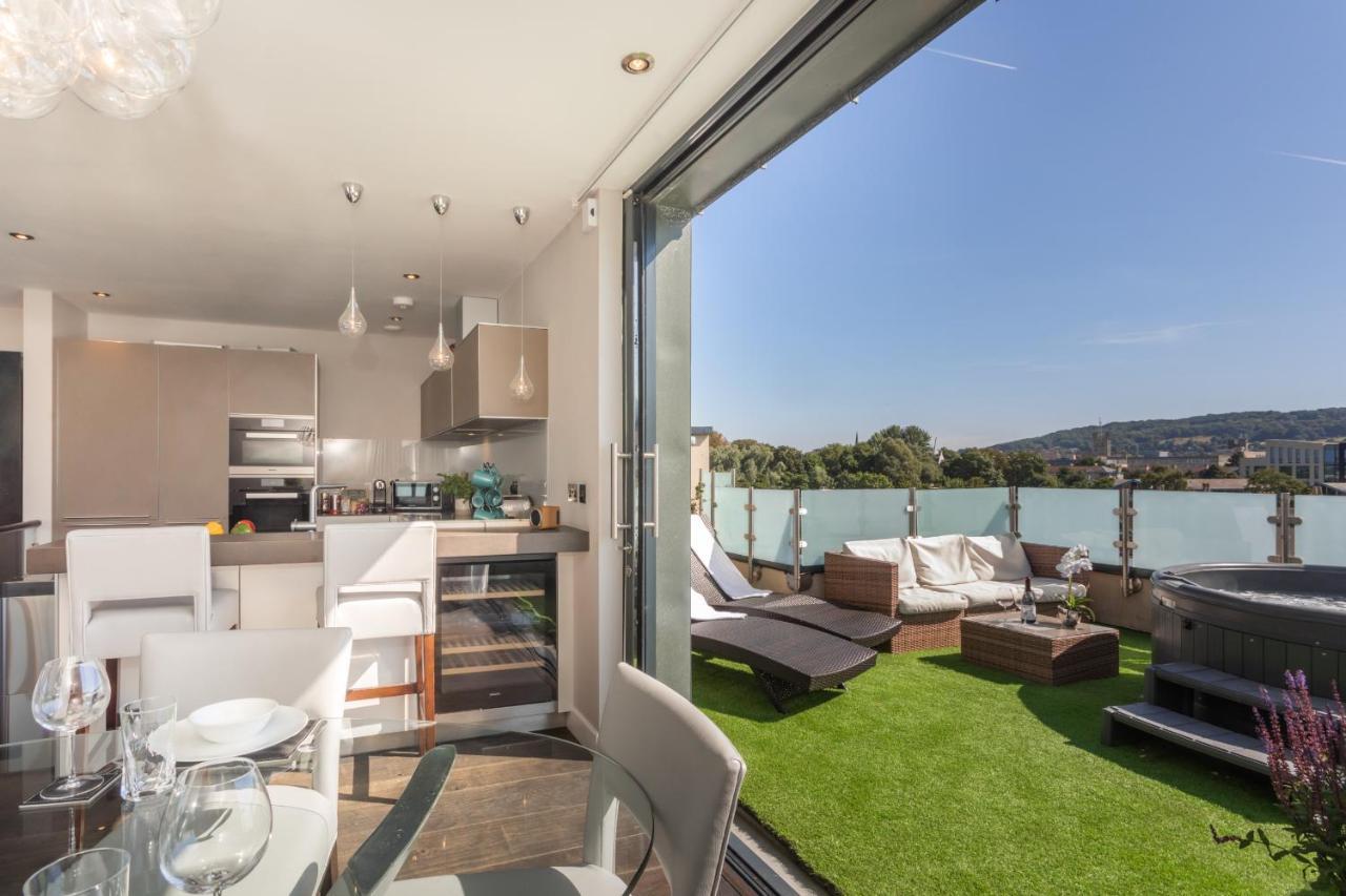 Henge House, Penthouse Apartment Bath Exterior foto