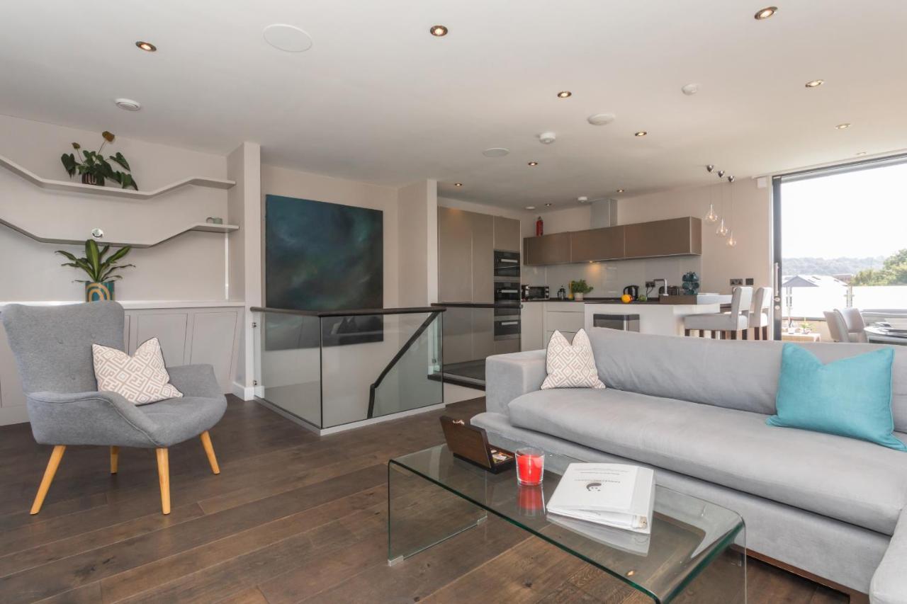 Henge House, Penthouse Apartment Bath Exterior foto