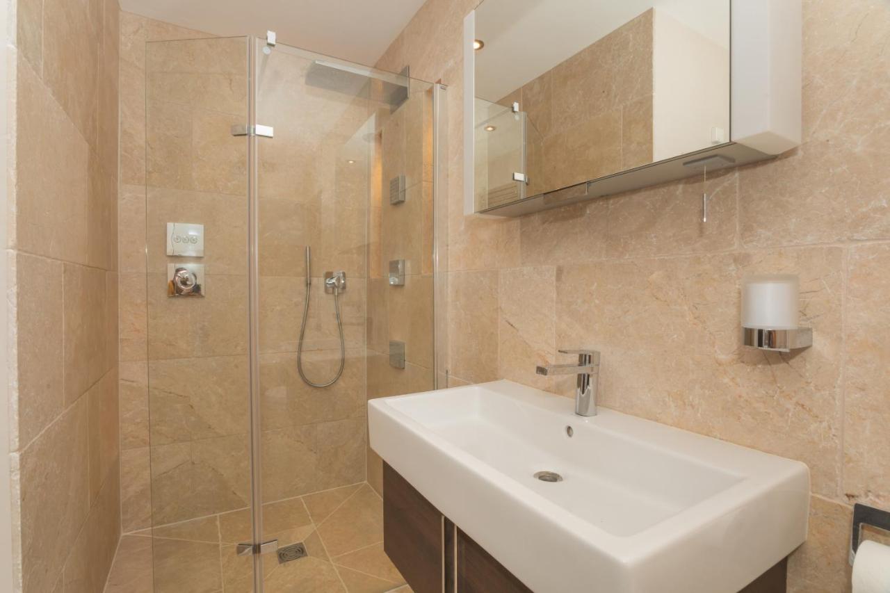 Henge House, Penthouse Apartment Bath Exterior foto