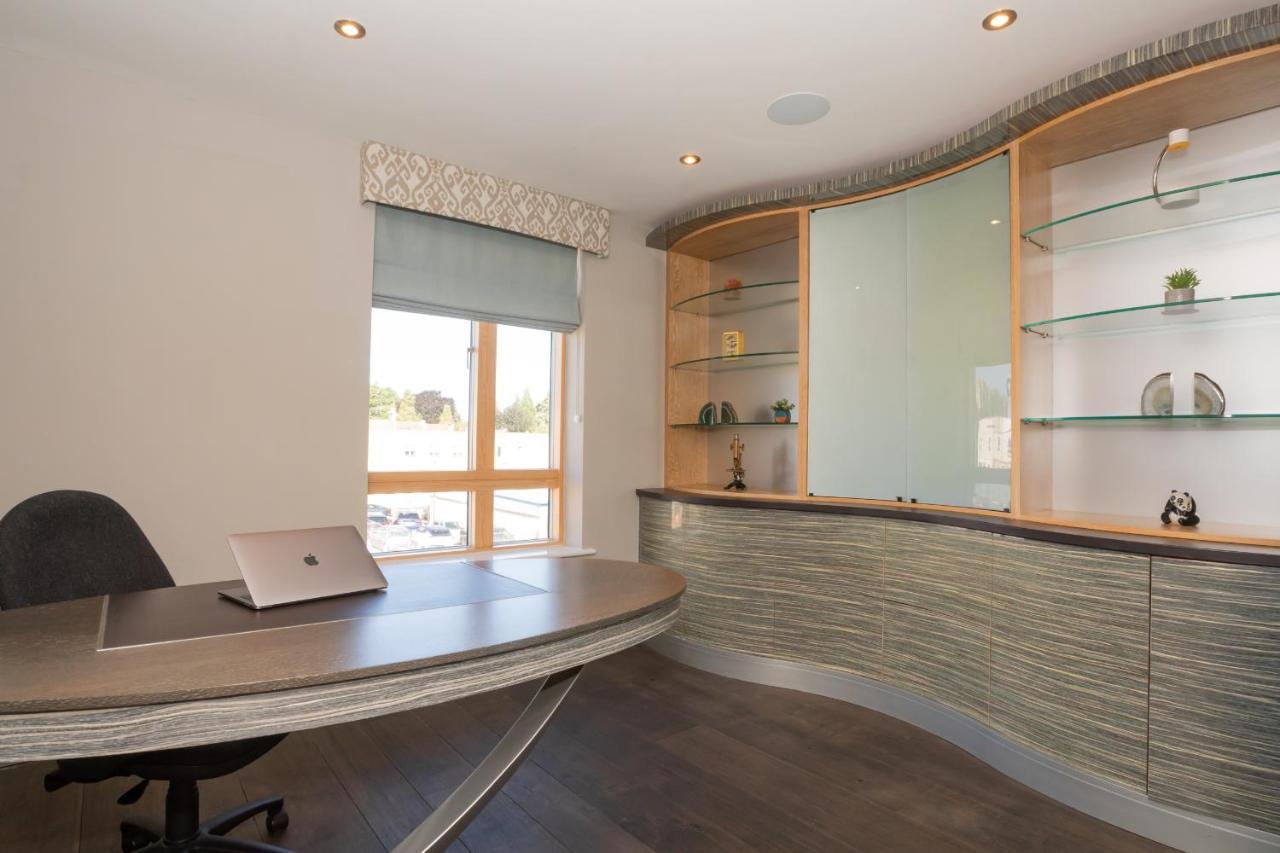 Henge House, Penthouse Apartment Bath Exterior foto